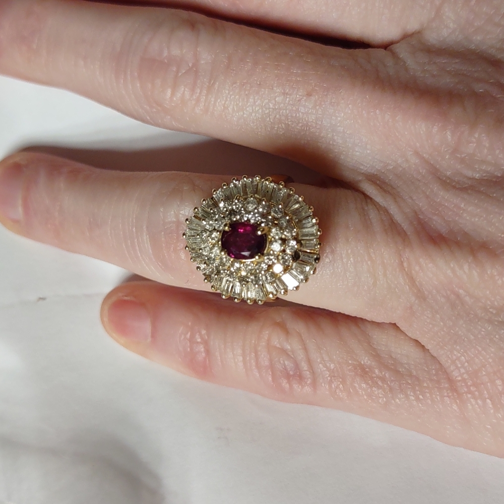 Ruby and diamond ring 14k yellow gold, ballerina from the 1990s - Picture 4 of 12